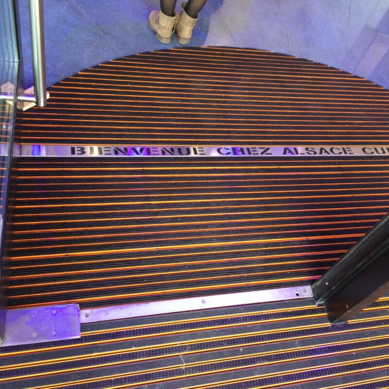 ALSACE CARREAUX 3323